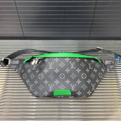 Louisvuitton Lv Discovery waist bag, crossbody bag, chest bag, real product phot