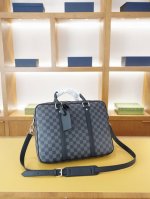 Lv Louis Vuitton official website synchronized high version of the handheld cros