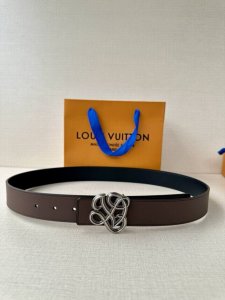 3.4 wide Lv Dynasty double-sided belt is made of smooth leather on both sides, w