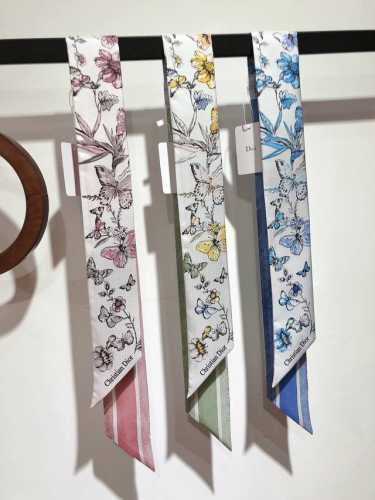 Do2416 Dior Mexico Ribbon! The Jouy print cleverly combines butterflies and trad