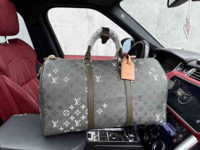 High-end new "Louis Vuitton" Lv travel bag DDD. Louis Vuitton travel bag. Coate