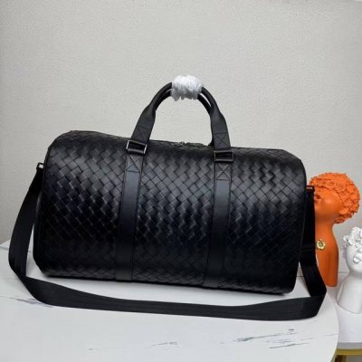 Bv woven large travel bag is a very recognizable travel bag. This travel bag is