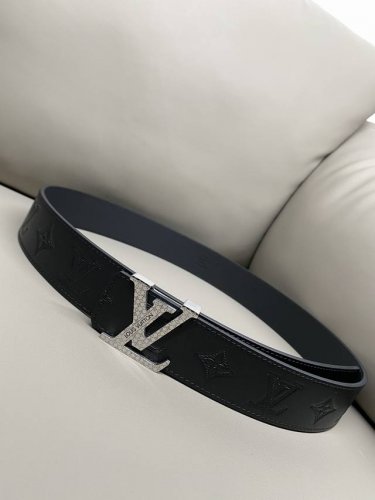 Special Edition Louis Vuitton 4.0 Heat-Pressed 3D Calfskin, High-Quality Steel B