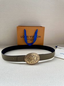 3.4 Width This Lv Heritage Double-Sided Belt Features Grain-Textured And Smooth