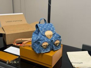 with folding box airplane box upgraded version Size: 20*20Cm Lv denim jeans new