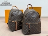 Lv backpack is fashionable and versatile with a unique artistic atmosphere Simpl