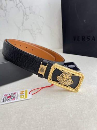 Product Name: Versace Original Belt/Leather Bag Model: Hook buckle, classic man