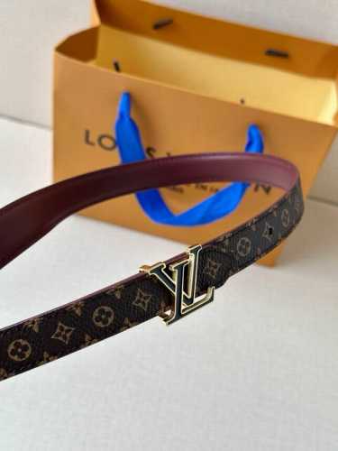 2.0 Wide Mini Lv Double-sided Belt with luxurious leather and iconic Monogram ca