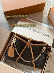 Upgraded version with box Size: 26*17cm L's Carryall Bb is finally here The bag