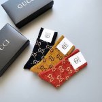 Gucci's super popular style, a box of five pairs. A classic style that Gucci has