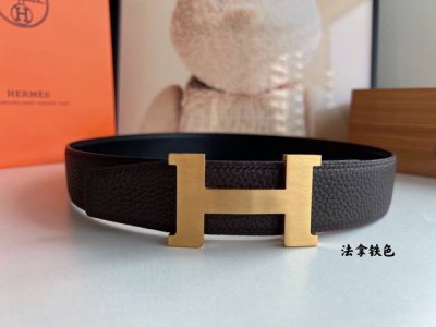 Hermes Men's Reversible Leather Belt, 38mm. Made with the latest boutique leathe