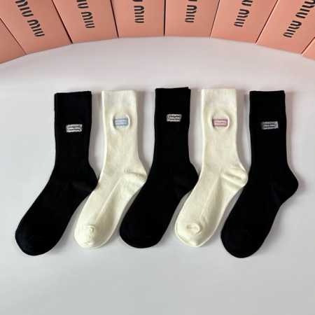 Special Packaging Miumiu New Cashmere Embroidered Mid-Length Slouch Socks! Five - Click Image to Close