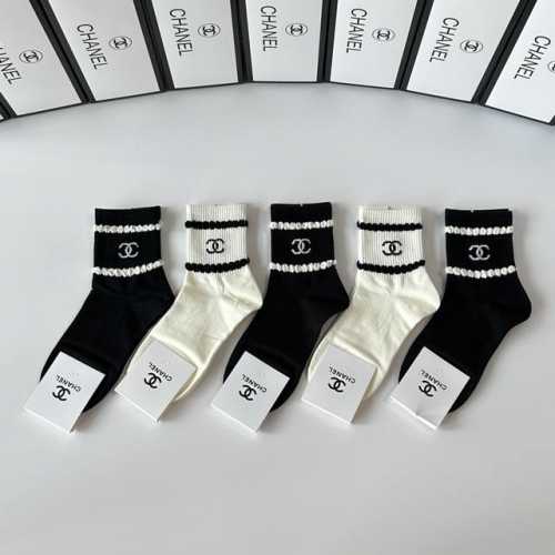 Special Packaging Chanel New Mid-Length Slouch Socks! Five pairs per box, same s