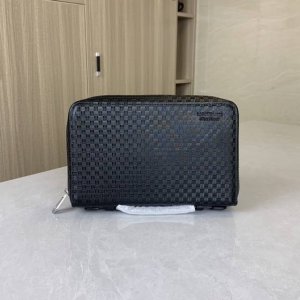 The latest and hottest Montblanc handbags are shipping in bulk. We won't boast a