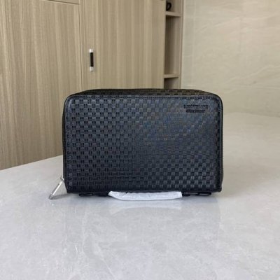 The latest and hottest Montblanc handbags are shipping in bulk. We won't boast a