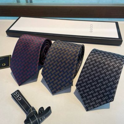 G's new men's tie, rare classic small G logo jacquard, ideal choice to show exqu