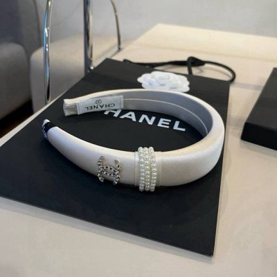 Chanel new headband