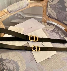 Gift: A new, authentic Dior belt with a 2cm/3cm vintage buckle. Double-sided, or