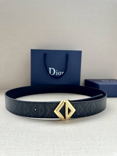 Width 4.0Cm This Belt Buckle Adopts The New Cd Diamond Logo Shape And Is Careful