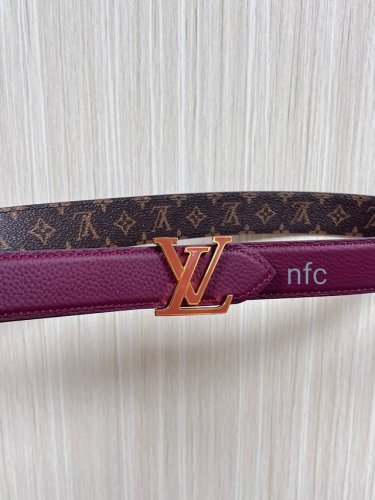Flowergram Reversible Belt: This belt combines Monogram canvas and Monogram embo