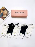 comes with packaging 5 pairs per box Miu Miu classic letter logo pure cotton so