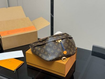 Folding box plus airplane box Lv color-changing leather waist bag Can be used as