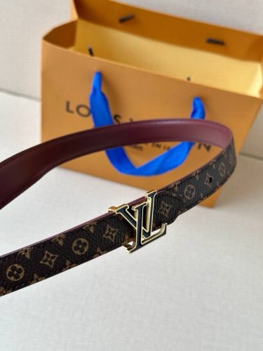 2.0 Wide Mini Lv Double-sided Belt with luxurious leather and iconic Monogram ca