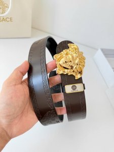 Product Name: Versace Original Belt/Leather Bag Model: Hook buckle, classic man-