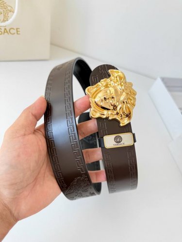 Product Name: Versace Original Belt/Leather Bag Model: Hook buckle, classic man-
