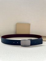 3.8cm Width Coach This reversible belt features the classic logo pattern on one