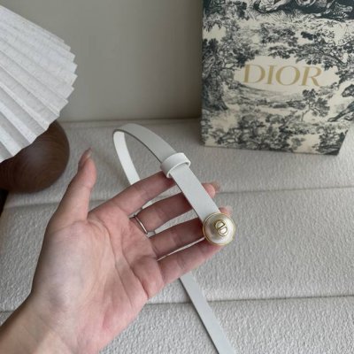 Dior's New Belt Is Made Of Smooth Cowhide, With A Shiny Pearl-Finished Metal Bel