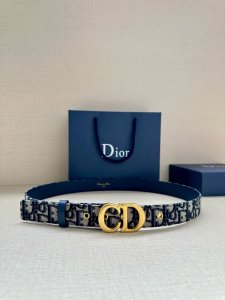 Extra Width 3.0Cm This Saddle Belt Is A Classic Accessory. It Is Uniquely Presen