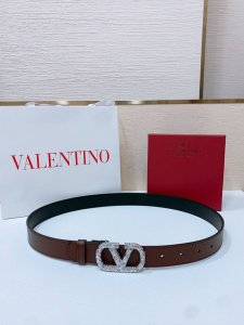 Vlogo Signature Buckle, Adorned With Swarovski Imitation Pearls - Swarovski Crys