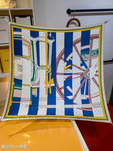 Shms2493 Original Hermes 90cm silk scarf. Made with twill silk and hand-rolled e