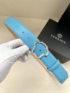 Width 4.0cm Versace head logo: The 3D decoration on the belt buckle is an ancien