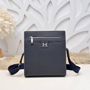 Hermes - Hermes' latest men's crossbody shoulder bag is made of top-grade calfs