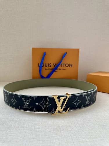4.0 Width: The New Lv Initiales Double-Sided Belt From The 2025 Spring/Summer Co