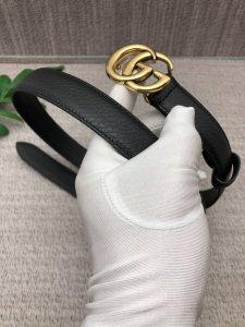 Comes with a complete gift box. Gucci: Original single-layer cowhide with lyche