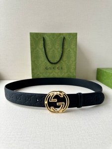 Width 4.0Cm The iconic elements of Gucci's collection are renewed in the early a