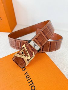 Product name: Lv..Louis..Vuitton belt original Model: Buckle, classic pure stee