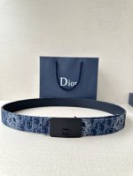Width 3.5cm This Dior belt cleverly blends elegance and style, showcasing Dior's