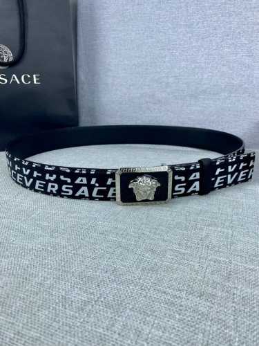 Width 4.0Cm Versace This Palazzo Belt Is Made Of Cowhide Leather And Decorated W
