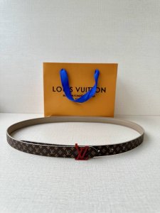 2.0 Wide Mini Lv Double-sided Belt with luxurious leather and iconic Monogram ca