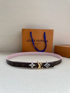 Louis Vuitton 2.0 narrow leather belt, featuring the classic Monogram leather, a