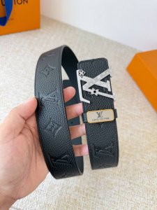 Product Name: Louis Vuitton Belt - Original Single Belt Model: Hook, Classic Pur