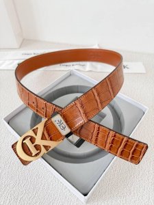 Slp70Ss Yves Saint Laurent's latest apricot white loose straight jeans! Imported