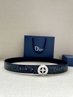 Width 3.5cm This stainless steel metal belt buckle is from the Dior and Stone Is