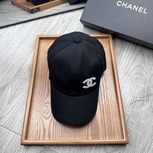 Special Offer Chanel Double-Sided Cap From C. The Design Of The Double-Sided Sty