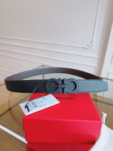 Ferragamo 3.5cm original leather. Precision brass hardware! Original with