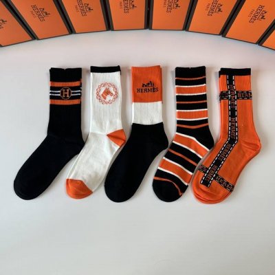 Special packaging for boutiques! Hermes new mid-calf slouch socks! Five pairs pe